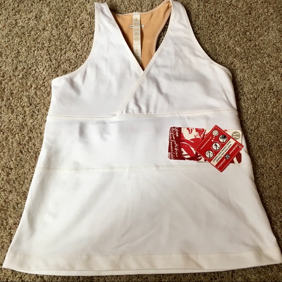 lululemon athletica Tops - NWT LULULEMON ATHLETICA White Top